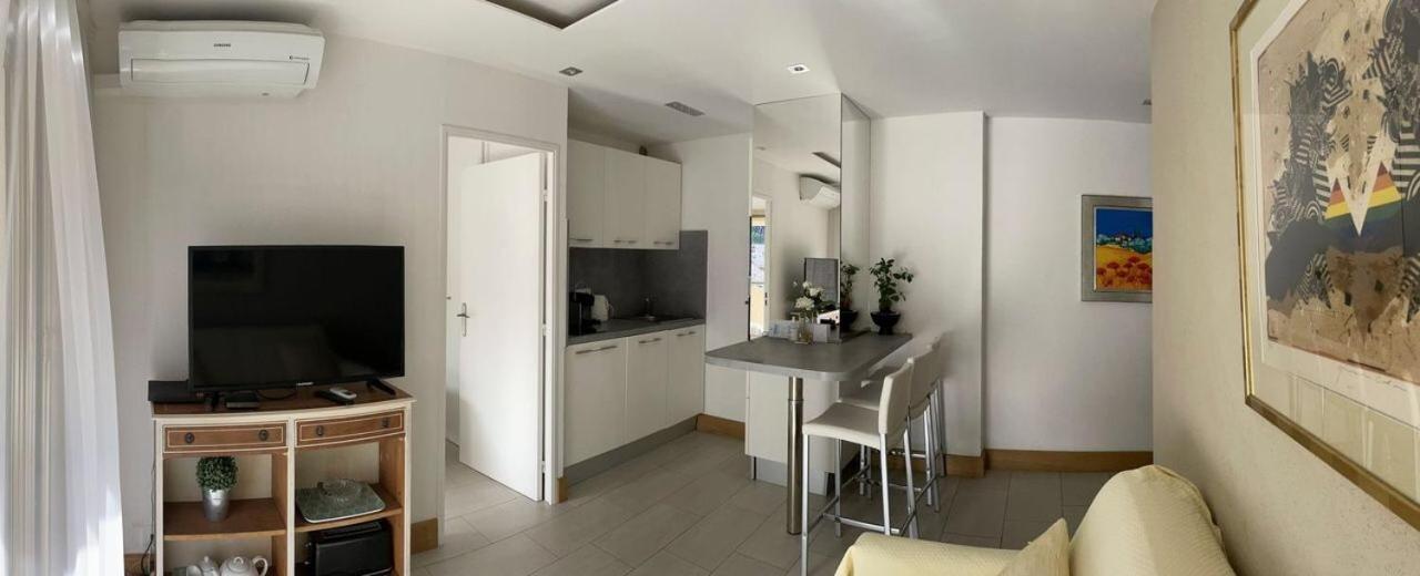 Appartement Proche Mer Et Gare カンヌ エクステリア 写真