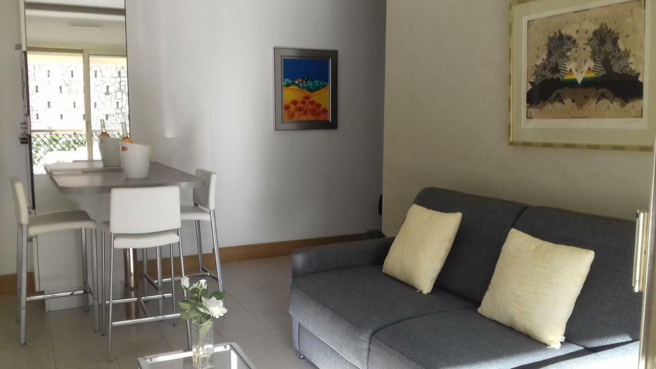 Appartement Proche Mer Et Gare カンヌ エクステリア 写真